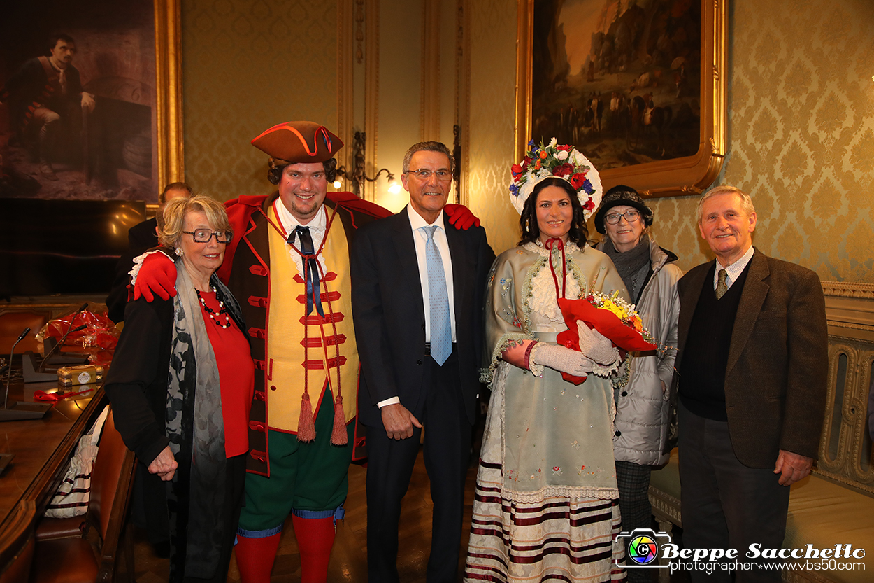 VBS_3705 - Investitura Ufficiale Gianduja e Giacometta Famija Turineisa - Carnevale di Torino 2024.jpg